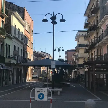 Apartment Centro E Mare Porto SantʼElpidio